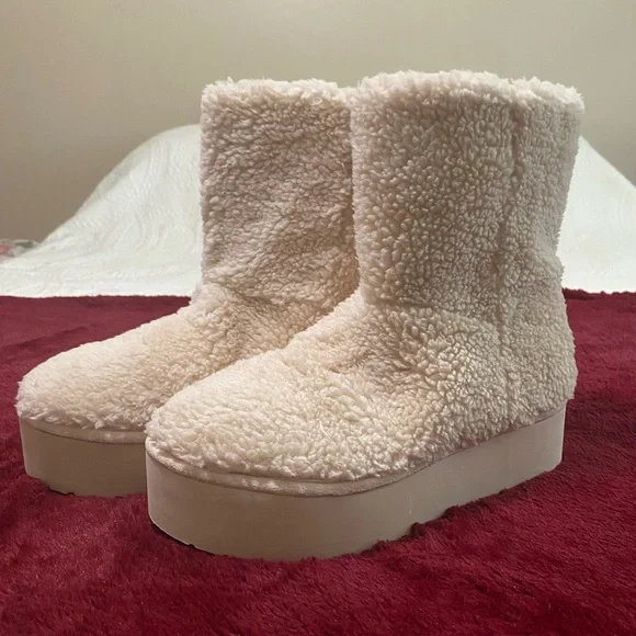 Madden Girl Cozy Cream Platform Boots - Picture 2 of 9